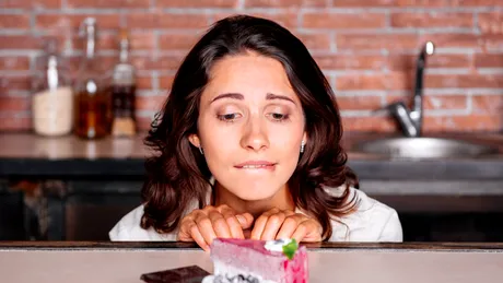 De ce ne este atât de greu să rezistăm dulciurilor: ce stă în spatele poftei de zahăr