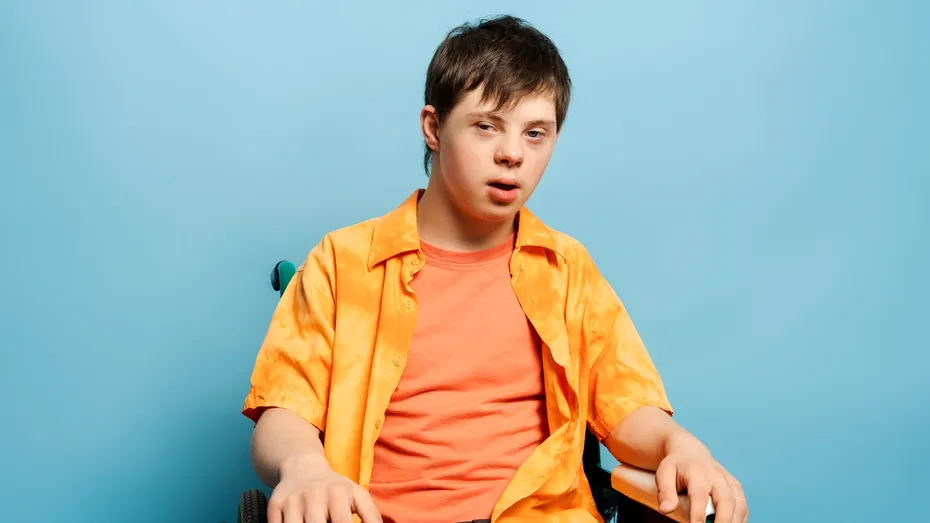 Se modifică ajutorul de 1.000 de lei pentru copiii cu dizabilități. Cine primește mai puțini bani din 2027 și cine pierde sprijinul