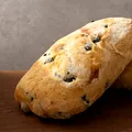 Rețetă de ciabatta fără frământare: crocantă la exterior și pufoasă la interior