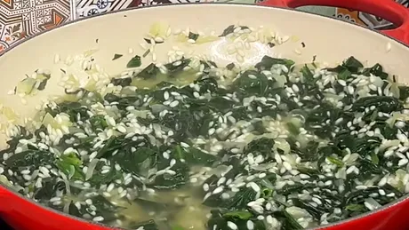Pilaf cu spanac. Cea mai simplă și gustoasă rețetă! Merită să o încerci neapărat