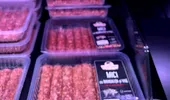 Din ce sunt făcuți cei mai scumpi mici din România. Costă 46 lei/kg în LIDL