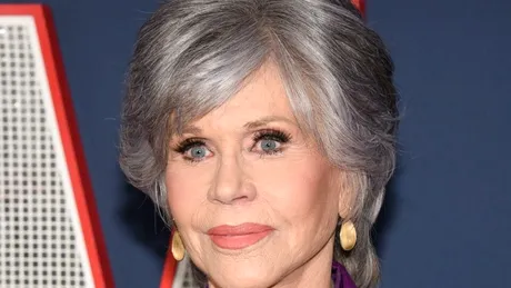 Jane Fonda, apariție ravisantă la 85 de ani, pe covorul roșu