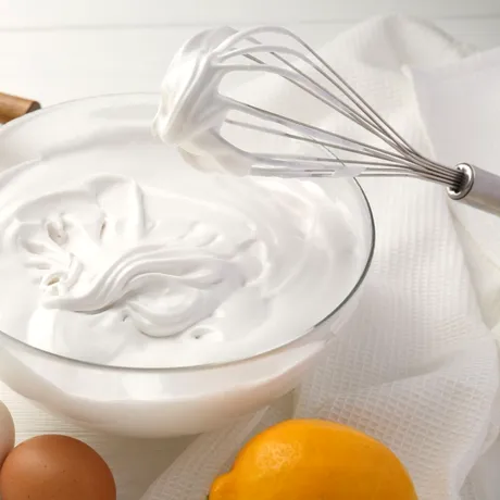 Parfe Sinaia, desertul care îți amintește de gustul copilăriei! Nu necesită coacere