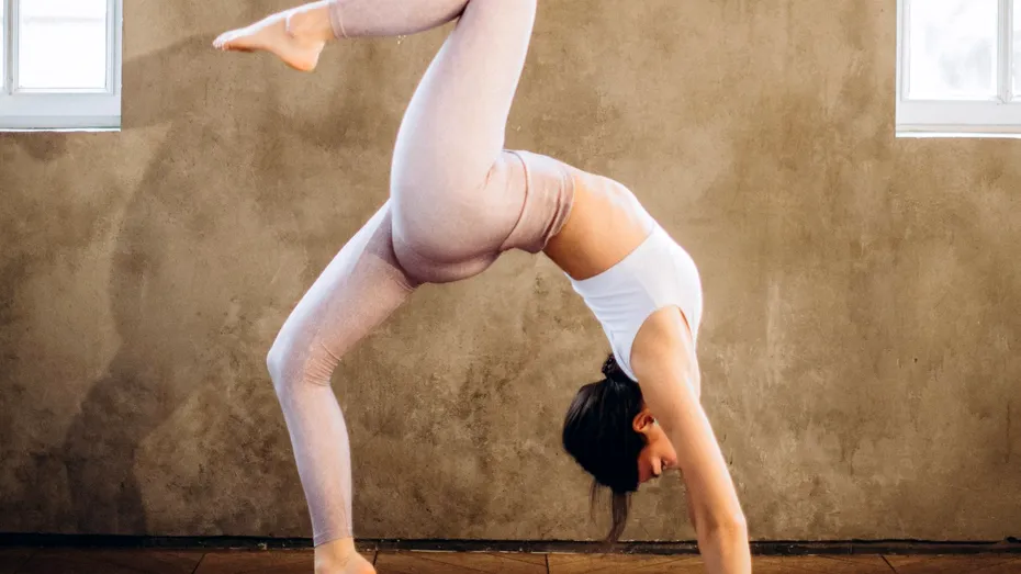 Yoga: beneficii pentru minte şi corp