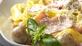 Paste cremoase cu șuncă și ciuperci