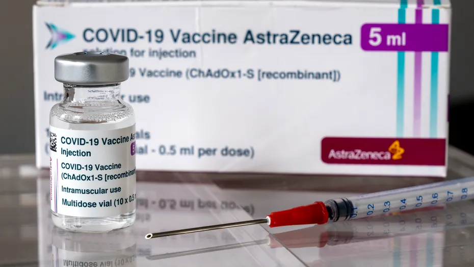 Vaccinul anti-COVID de la AstraZeneca și-a schimbat denumirea. Acum este Vaxzevria