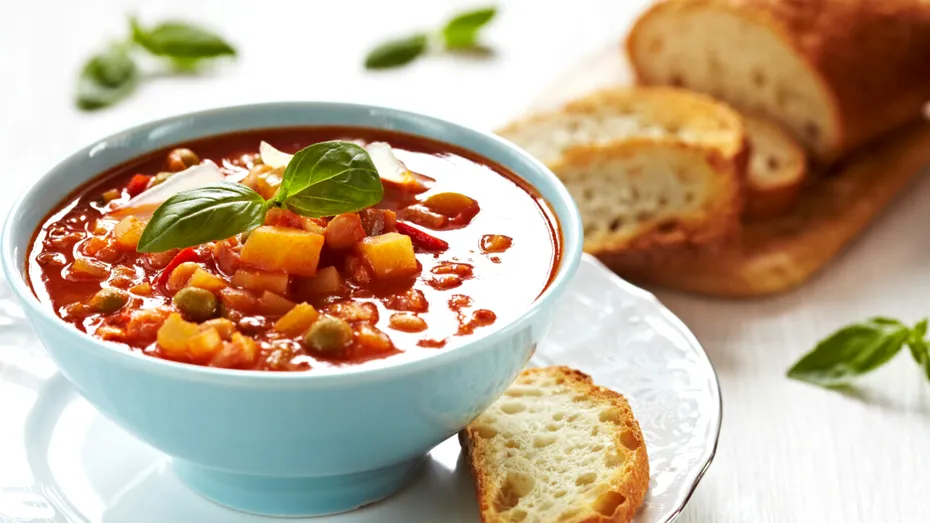 Supa mâncată de cea mai longevivă familie de pe glob. Nu le lipsește din meniul zilnic