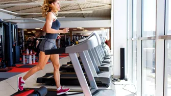 (P) Cardio de intensitate redusă: care este cel mai sigur tip de sport pentru început