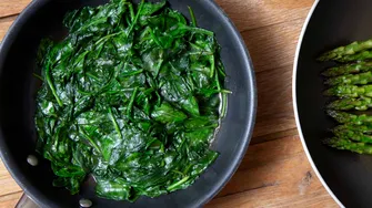 Cea mai ieftină vitamină „de pus pe rană”. Nu toată lumea o poate consuma!