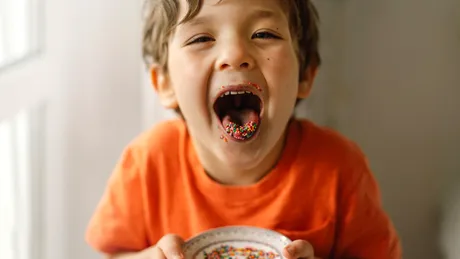 Legătura dintre aditivii alimentari și ADHD. Ce au descoperit cercetătorii după ce i-au analizat peste 20 de ani