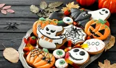 Halloween și zahărul: cât de mult dulce poate mânca un copil într-o singură seară și cum gestionează părinții situația