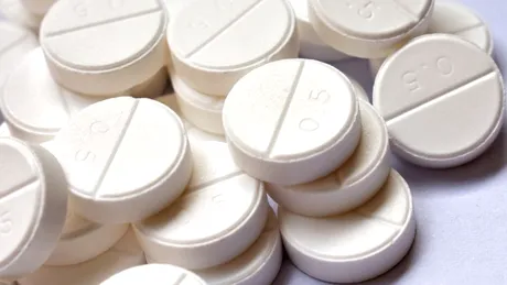 Un bărbat a murit după o supradoză de paracetamol. El se trata singur de COVID-19