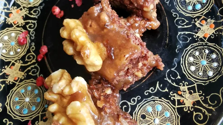 Sumegi – cea mai bună prăjitură a iernii cu nuci, bezea și cacao, fără făină și fără praf de copt. Rețetă încercată