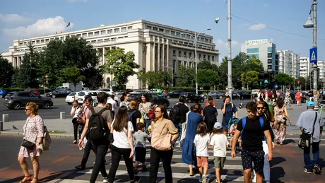 De ce se îmbolnăvește toată lumea de COVID-19 acum, chiar și cei recent vindecați