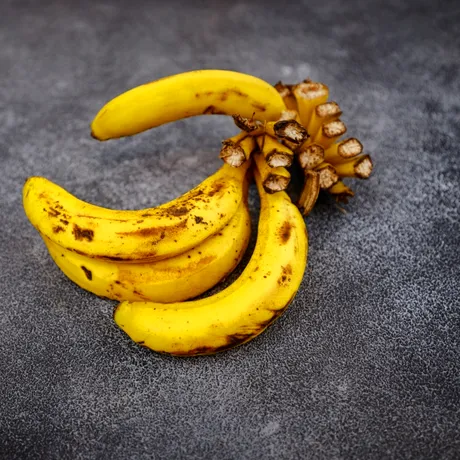 Cât de sigure sunt pentru consum bananele negre? Experții au dat verdictul