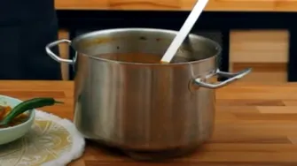 Ciorbă de cartofi de post. Rețeta delicioasă cu un ingredient secret care îi dă savoare