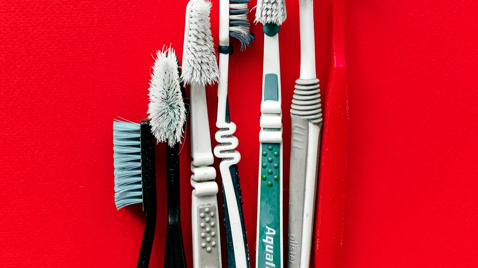 Nu te speli pe dinți? Riscuri la care te expui