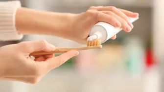 Ce foloseau romanii în Antichitate pentru igiena dentară. Aveau nevoie de două ingrediente simple