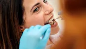 O dietă hipocalorică de șase zile ar putea reduce inflamația gingiilor, arată un nou studiu