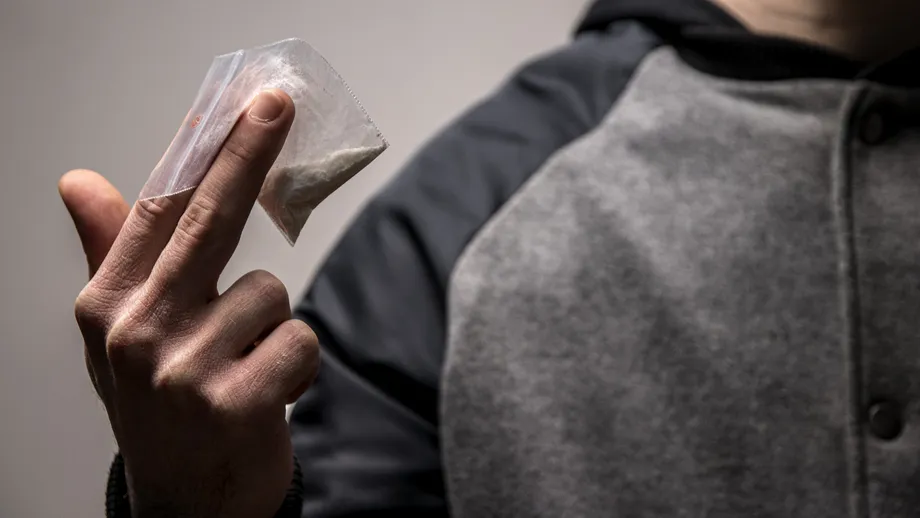 Asociaţia Română de Psihiatrie şi Psihoterapie: 10 soluții la problemele legate de fenomenul drogurilor în România