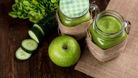 Sucul care te scapă de grăsimea de pe burtă! Ingredientul folosit miroase a săpun