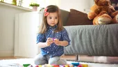 (P) Jucării care îi ajută pe copii să descopere lumea în ritmul lor