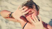 Alergia la soare nu este totuna cu arsura solară! Ce simptome apar și care sunt factorii declanșatori