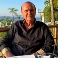 Gestul emoționant făcut de Nick Rădoi la capela unde a fost depusă Mădălina Apostol. Ce a adus pentru regretata sa iubită