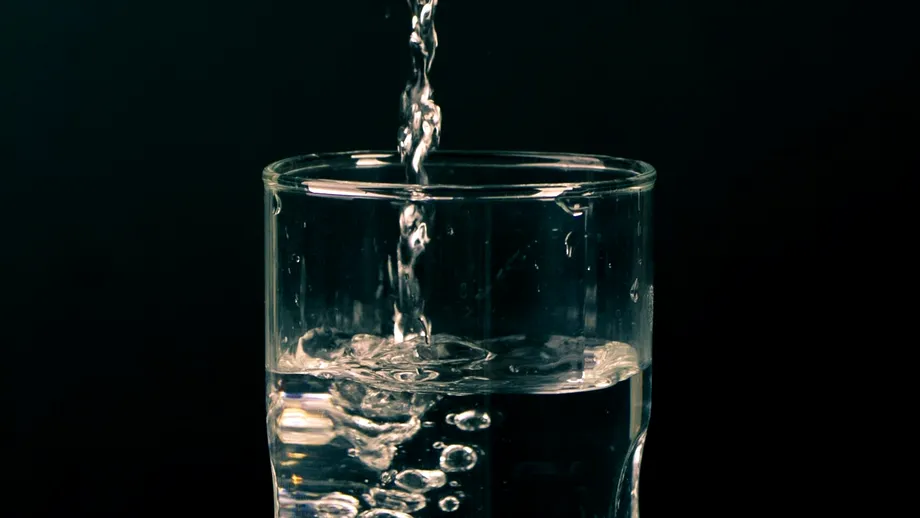 Gestul la îndemână care te face să ai energie, să mănânci doar când îți este foame și să nu ai infecții urinare