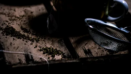 Ceaiul care te ajută să arzi grăsimea de pe abdomen. Ai nevoie de 3 ingrediente