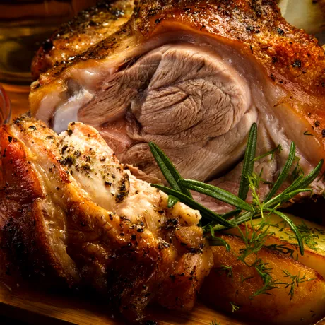 Cum să faci cea mai bună friptură de porc pentru Crăciun