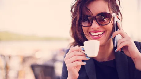 10 semne care arată că ești o femeie inteligentă