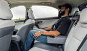 Ți se face rău atunci când călătorești cu mașina electrică? Care este motivul, de fapt