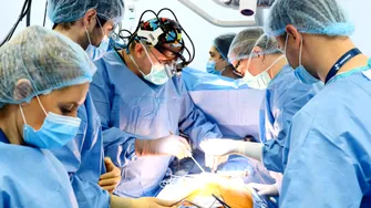 Centrul de excelență în chirurgia cardiovasculară minim invazivă de la Spitalul Clinic SANADOR a devenit centru de excelență și training acreditat internațional