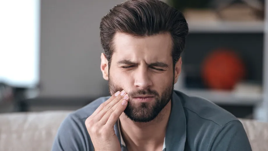 Scapă de durerea de dinți în 5 minute cu această pastă naturală