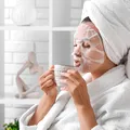 Ai pielea uscată după vacanță? Cinci măști naturale care vor reda strălucirea tenului în doar 15 minute