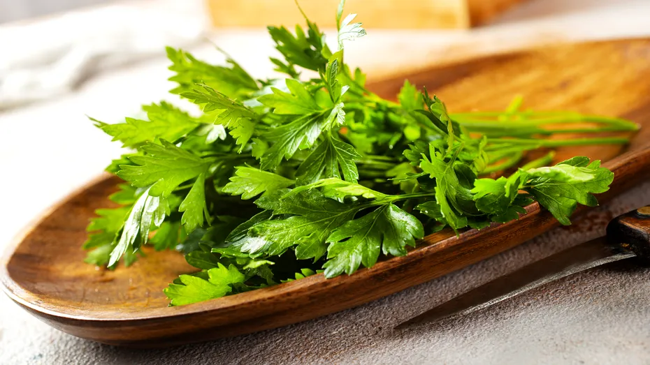 16 laxative naturale. Alimente diuretice care te scapă de retenția de apă, constipație și reduc tensiunea