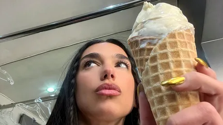 Desertul de vară preferat al vedetelor de peste Ocean? Înghețata! Iată cum au fost surprinse