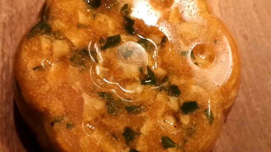 Piftie (răcitură) de post. Iese mai delicioasă decât cea cu carne