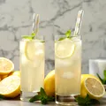 Așa se prepară cea mai bună limonadă cu mentă. Băutura răcoritoare perfectă pentru zilele toride