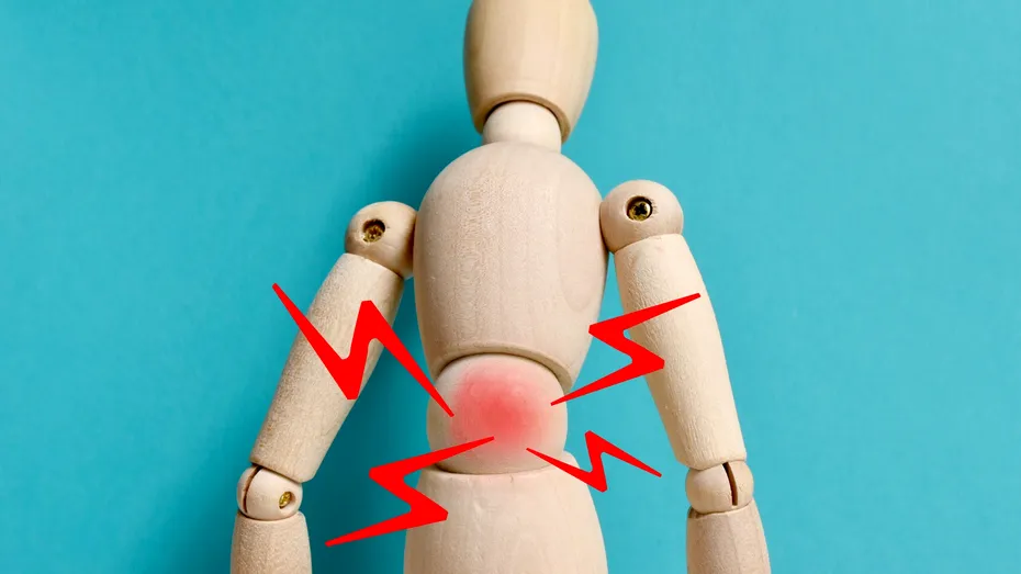 Iei pastile pentru durerea de spate, dar nu-și fac efectul? Poate fi o problemă gravă la mijloc!