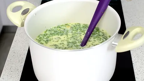 Rețetă ciorbă rădăuțeană de post. Ingredientul care te face să uiți de carne