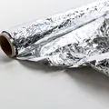 De ce experții recomandă folia de aluminiu la ferestre în zilele caniculare?