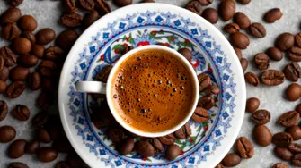 Cafeaua decofeinizată și procesul prin care este obținută