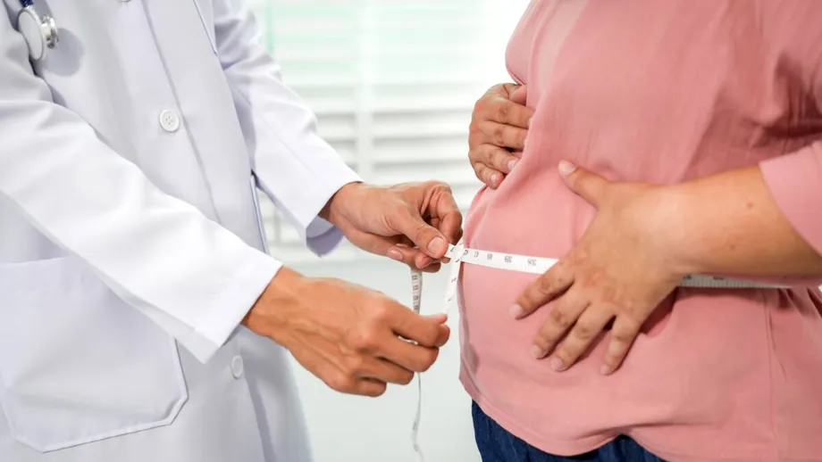 Dincolo de calorii: cauzele psihologice ale kilogramelor în plus și mecanismele emoționale din spatele lor