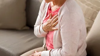 De ce crește riscul de infarct în perioada sărbătorilor. Stresul, alimentația bogată și sedentarismul, printre factori