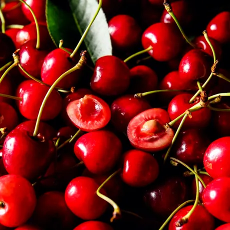 Cum să scapi de viermii din cireșe. Ce pățești dacă mănânci unul