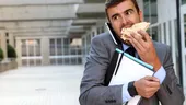 Mănânci pe fugă? Află cum îți afectează sănătatea acest obicei