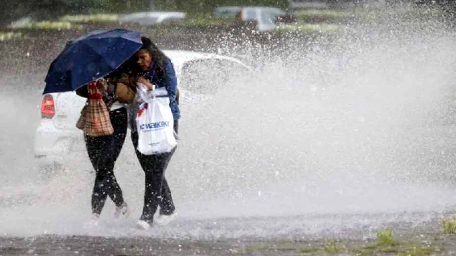 Meteorologii AccuWeather anunță ploi, frig și temperaturi de doar 7 grade Celsius în luna iulie, în România. Care sunt orașele în care vara e ca iarna