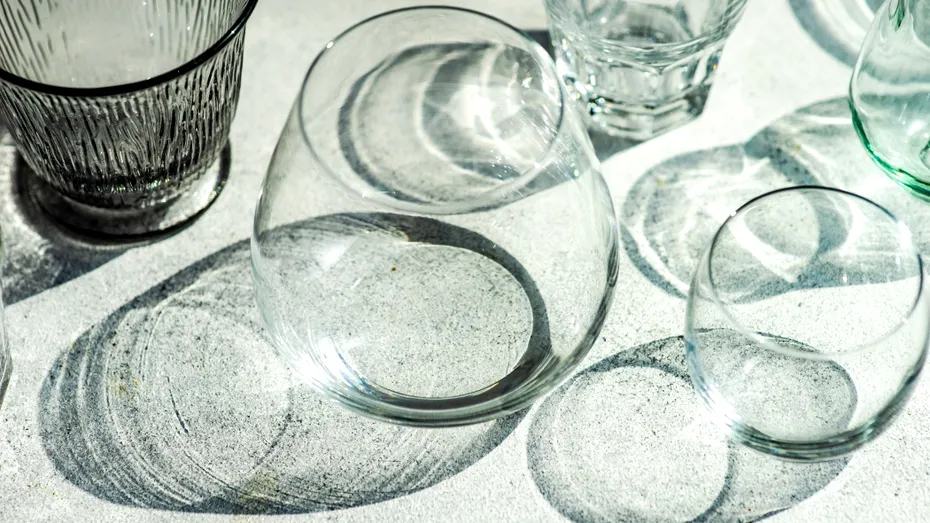 Secretul pentru curățarea paharelor de sticlă. Vor fi curate ca lacrima și strălucitoare!